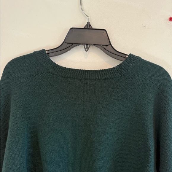 Vintage 90's Nordstrom Forest Green Oversized V-Neck Sweater 100% Lambswool - Picture 7 of 10